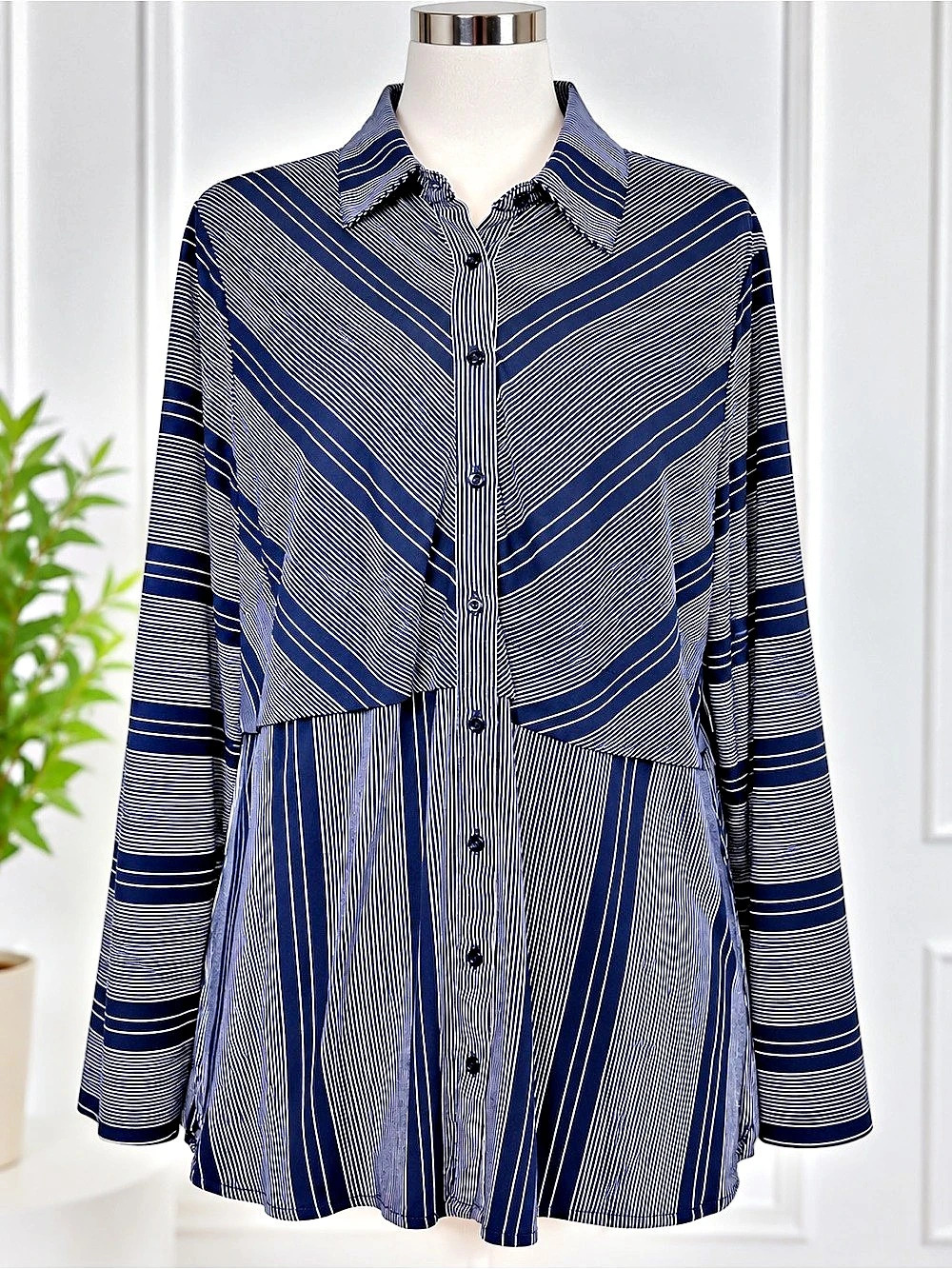 Cato 18/20 Navy Striped Button Front Tunic Blouse Long Sleeve